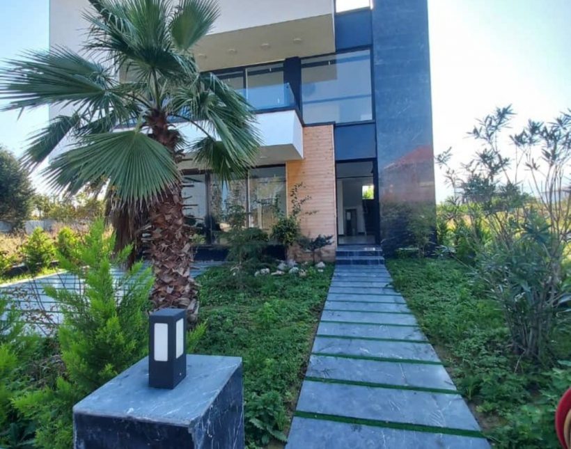 خرید ویلا مدرن نوساز 300 متری منطقه جنگلی افرا | ۳۰۰ متر