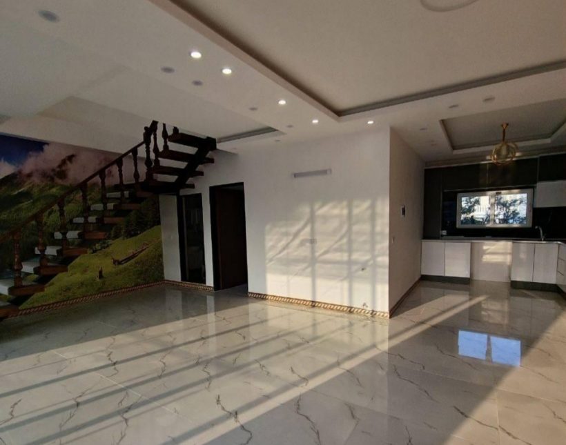 خرید ویلا مدرن نوساز 280 متری استخر دار شهرکی با نگهبانی | ۲۸۰ متر