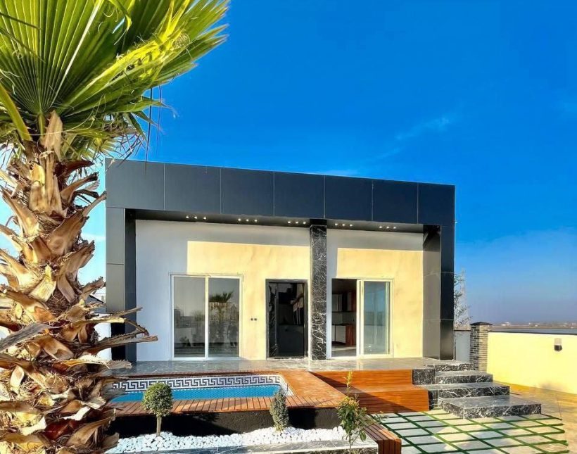 ویلا فلت 250 متری نما مدرن استخر دار سند دار شهرک برند | 250 متر