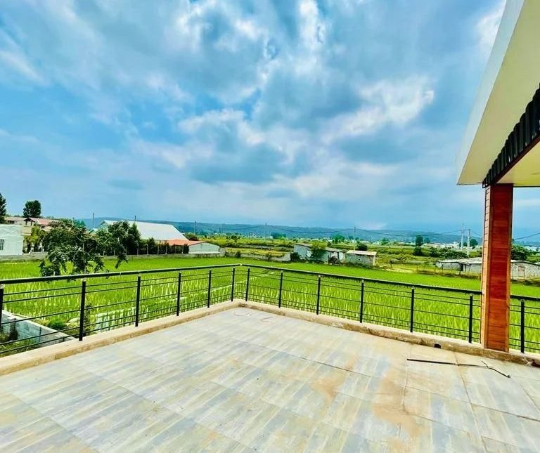 ویلا دوبلکس 360 متری شهرکی و خوش ساخت چمستان | 360 متر