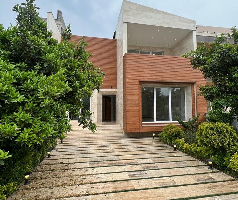 خرید ویلا نقلی ارزان سند دار | 245 متر