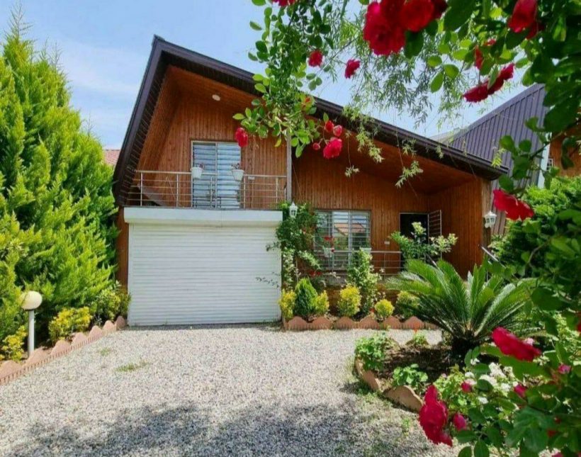 خرید ویلا نیم دوبلکس چوبی 270 متری فول مبله | ۲۷۰ متر