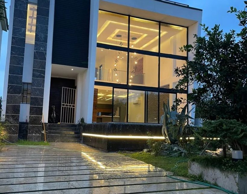 ویلا 350 متری دوبلکس نما مدرن با سند شش دانگ | ۳۵۰ متر