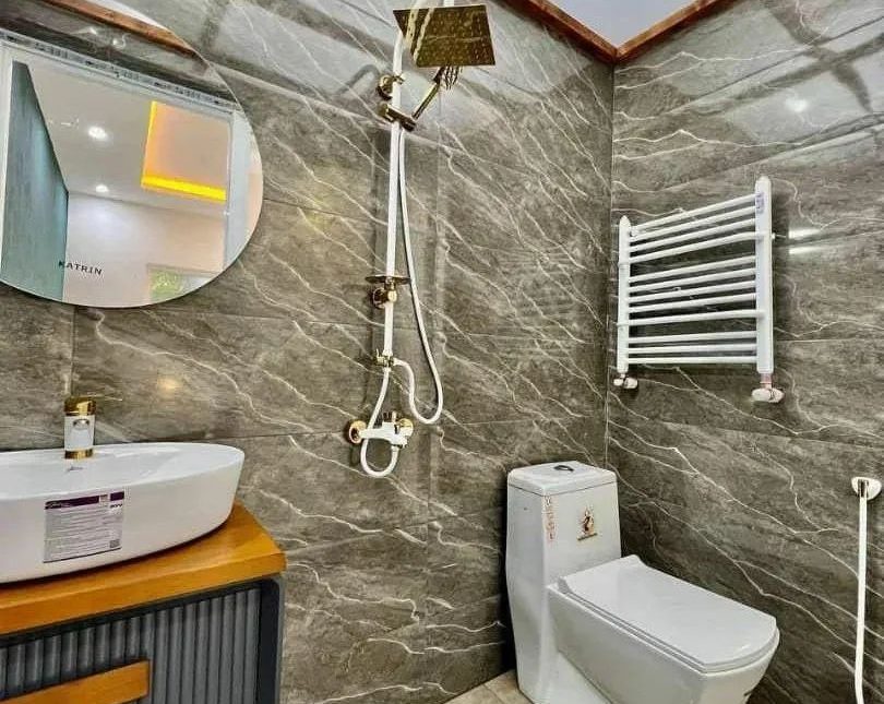 ویلا باغ فلت 200 متری شهرکی با نگهبانی | ۲۰۰ متر