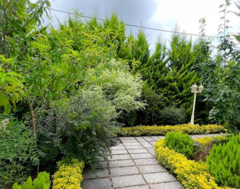 ویلا باغ پیلوت فول فرنیش با استخر 4 فصل شهرکی سند دار | ۳۵۰ متر