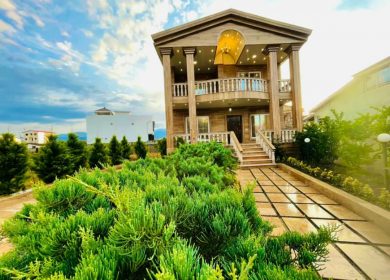 ویلا کاخ نما سنگ با حیاط سازی سرسبز | 340 متر