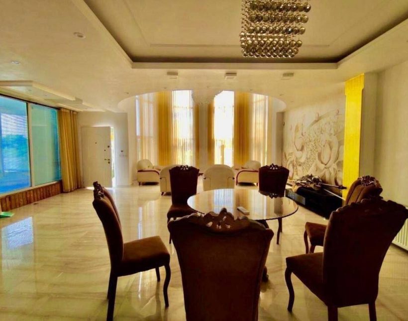 خرید ویلا 300 متری نما خلیجی 4 خوابه سند دار | ۳۰۰ متر