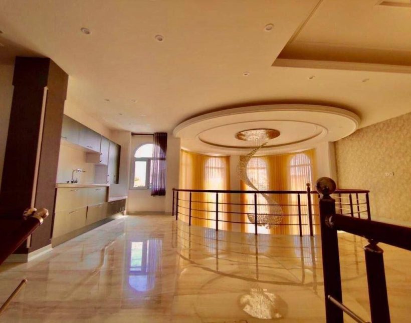 خرید ویلا 300 متری نما خلیجی 4 خوابه سند دار | ۳۰۰ متر