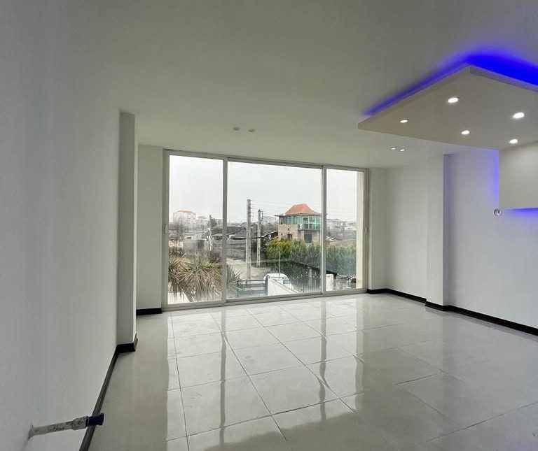 خرید ویلا 300 متری نما مدرن با سند | 300 متر