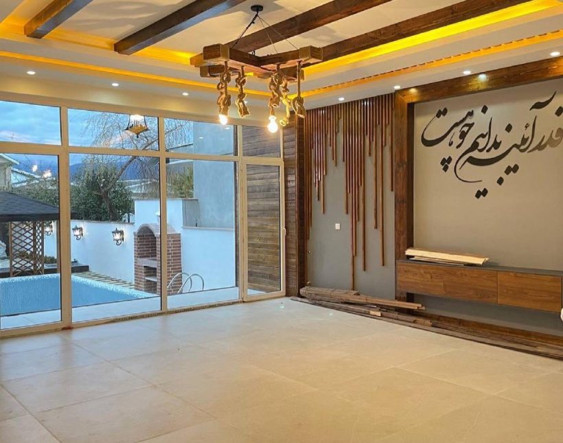 فروش ویلا فلت استخر دار لوکیشن عالی | ۵۶۰ متر