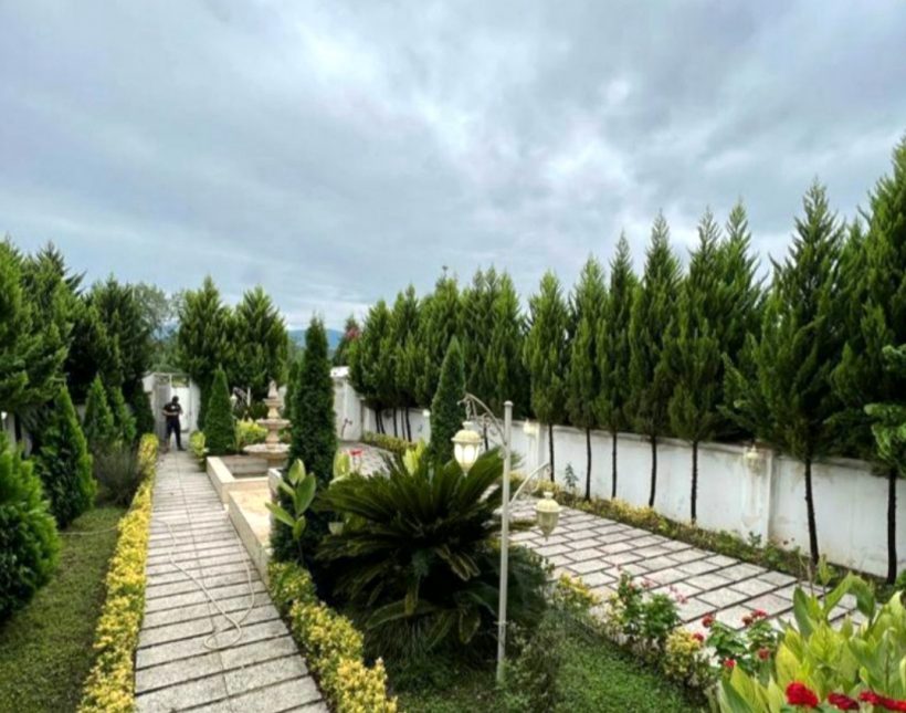 خرید ویلا نیم پیلوت 300 متری فول مبله شهرکی | ۳۰۰ متر