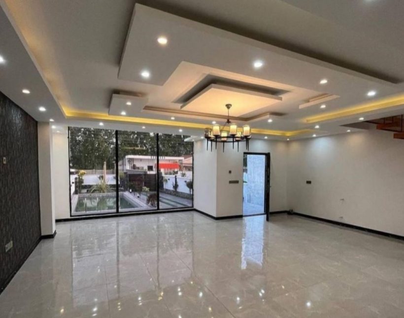 خرید ویلا تریبلکس نما مدرن 340 متری استخر دار شهرکی | ۳۴۰ متر