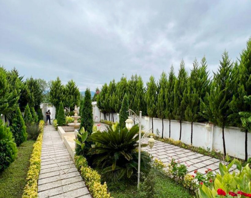 فروش باغ ویلای پیلوت 300 متری مبله کامل جنگلی سند دار | ۳۰۰ متر