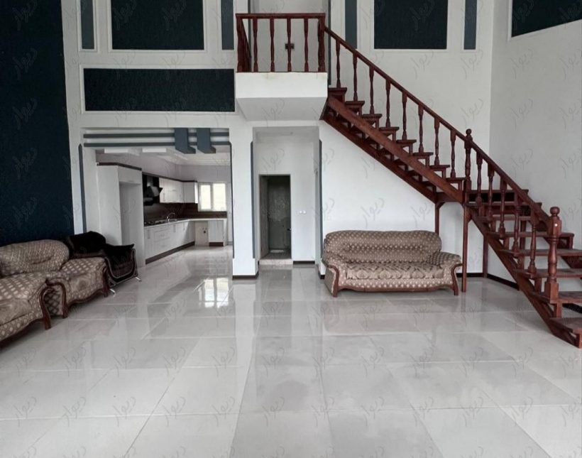 خرید ویلا باغ کلاسیک 350 متری نزدیک دریا سند دار جنگلی | ۳۵۰ متر