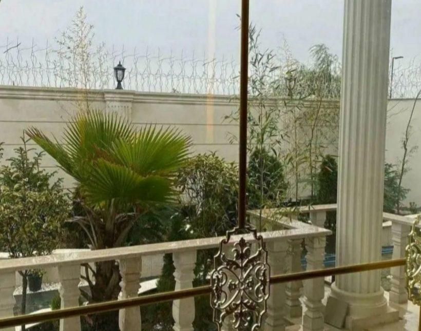 ویلا کلاسیک 350 متری استخر دار شهرکی جنگلی سند دار | 350 متر