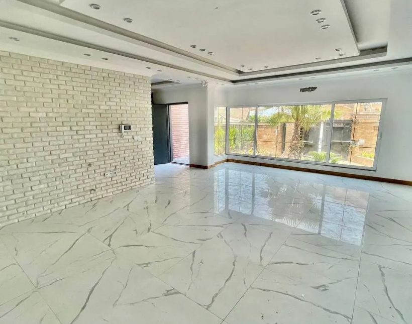 خرید ویلا مدرن در شمال 400 متر زمین | 400 متر
