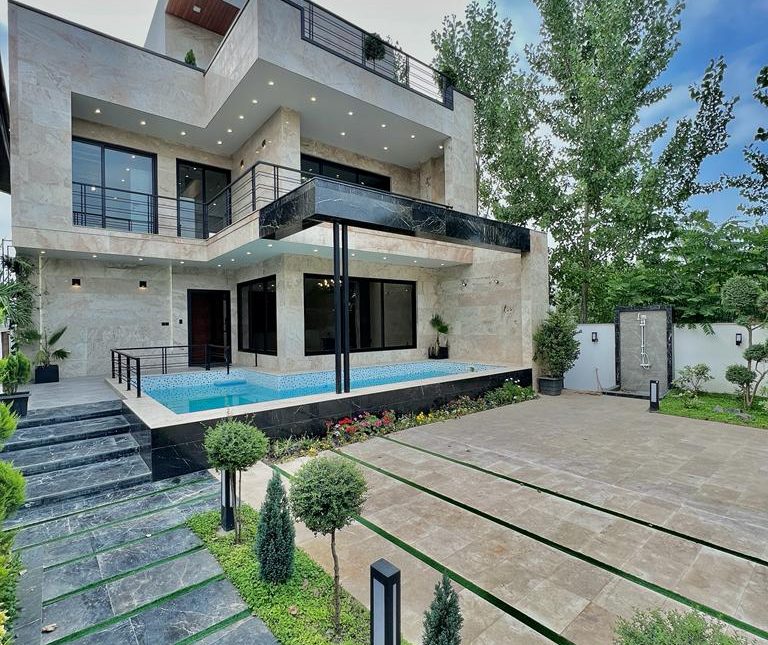 خرید ویلا تریبلکس مدرن شهرک برند مهندسی ساز | ۴۰۰ متر