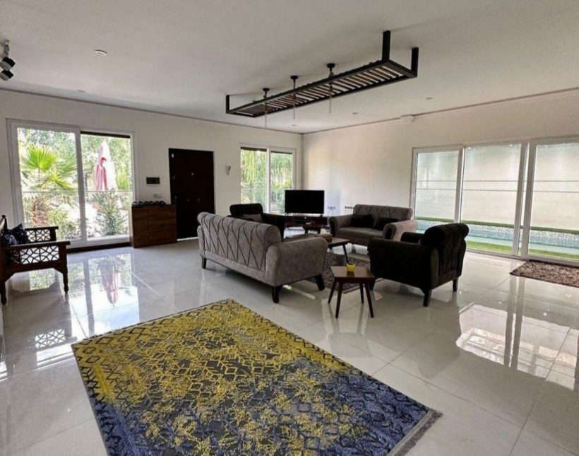 خرید ویلا فلت 300 متری نما چوبی مبله سند شش دانگ نور | ۳۰۰ متر