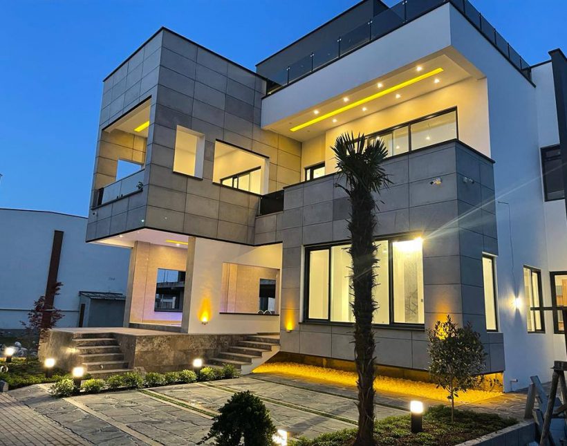 خرید ویلا استخر دار ارزان قیمت با شرایط ویژه پرداخت | 340 متر