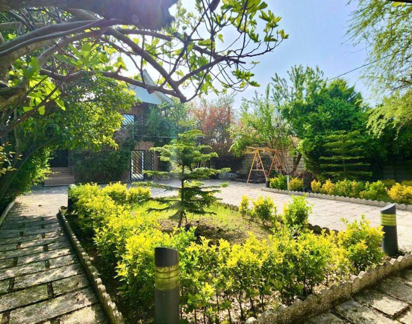 خرید ویلا باغ قدیمی مبله 300 متری با سند تک برگ | ۳۰۰ متر