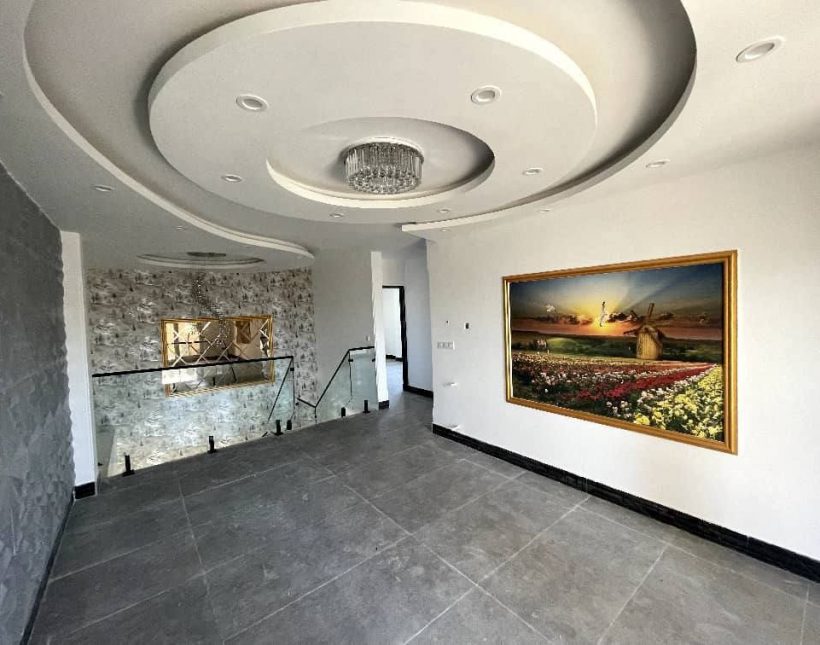 خرید ویلا 400 متری نما کلاسیک جنگلی با استخر | 400 متر