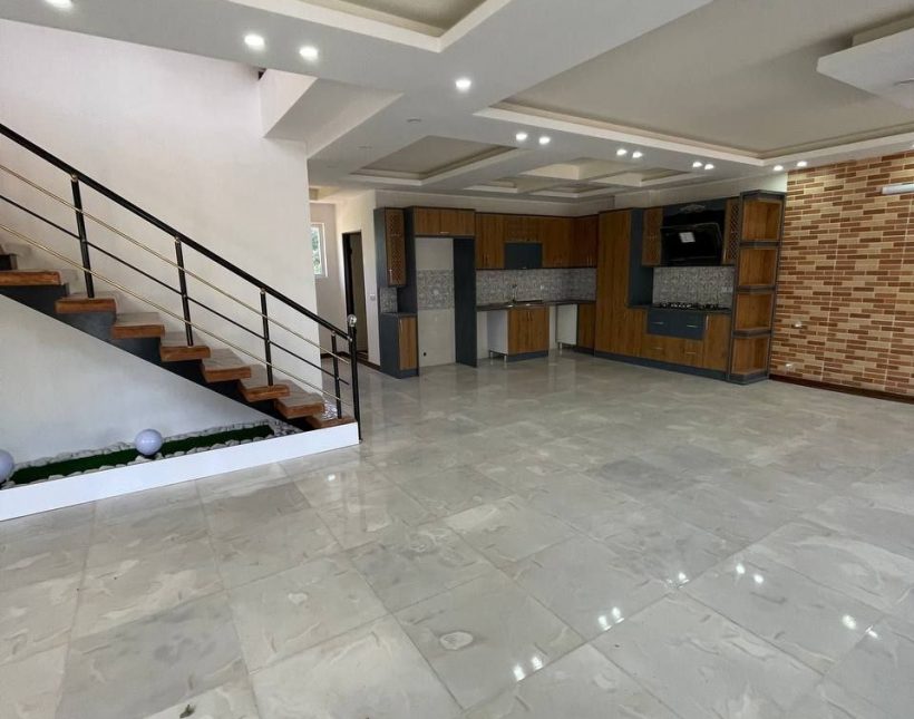 خرید ویلا تریپلکس نما مدرن 300 متر زمین | 300 متر