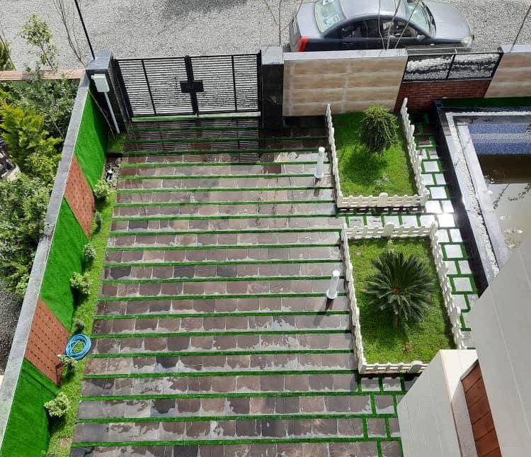 ویلا تریپلکس نما مدرن داخل شهرک سند تک برگ | 250 متر