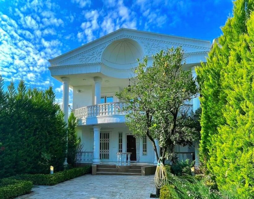 ویلا باغ 550 متری مبله کامل با استخر 4 فصل | 550 متر