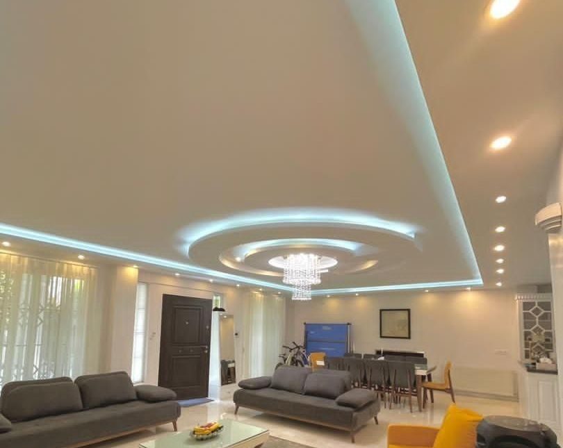 ویلا باغ 550 متری مبله کامل با استخر 4 فصل | 550 متر