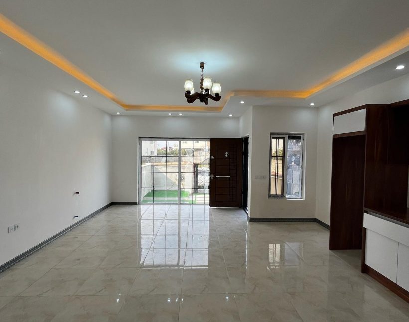 خرید ویلا فلت استخر دار 200 متری در چمستان | ۲۰۰ متر