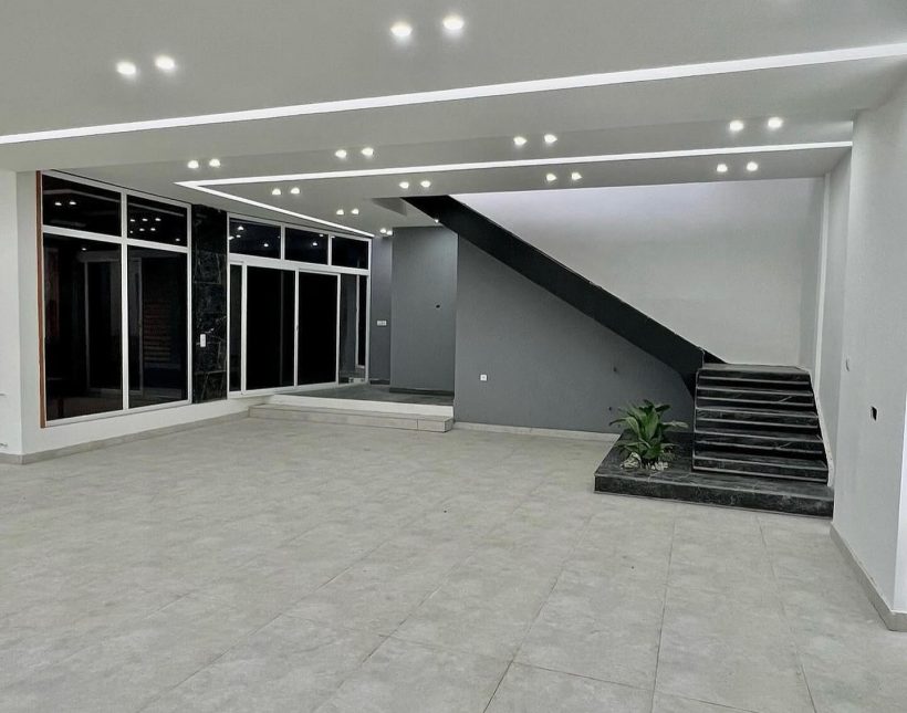 خرید ویلا مدرن 350 متری استخر دار مدرن در نور | ۳۵۰ متر