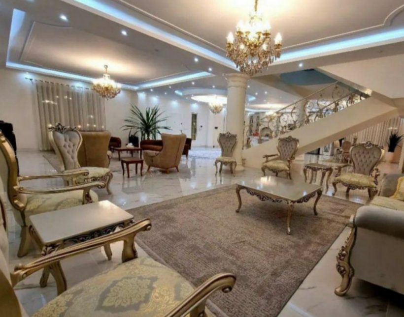 کاخ ویلا 500 متری شهرکی جنگلی استخر دار سند تک برگ | 500 متر
