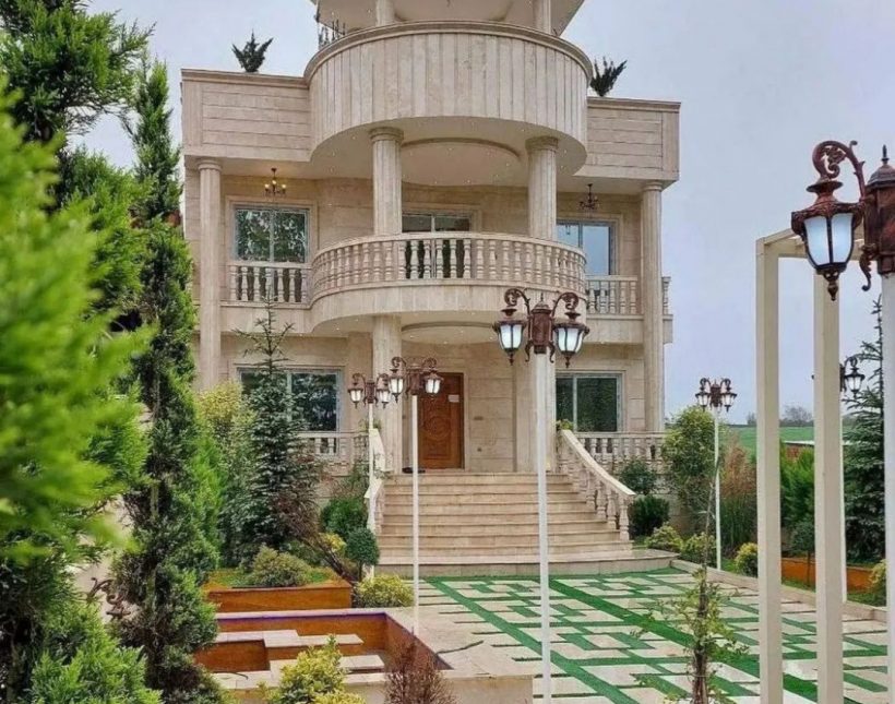خرید کاخ ویلای استخر دار در منطقه برند و جنگلی | ۳۰۰ متر