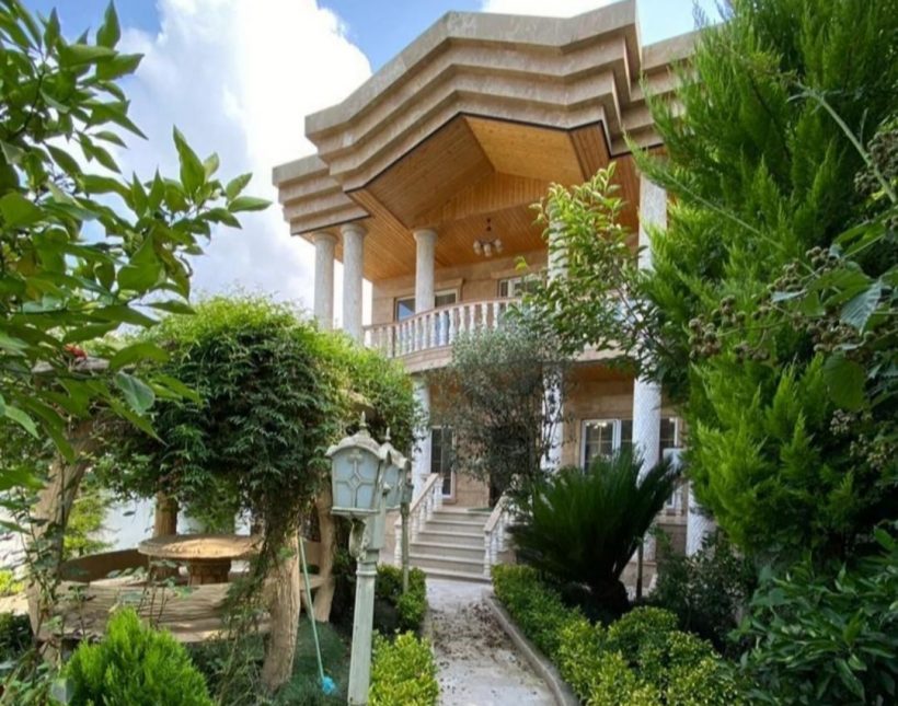 خرید کاخ ویلای نما سنگ 300 متری سند دار پلاک یک جنگل | ۳۰۰ متر
