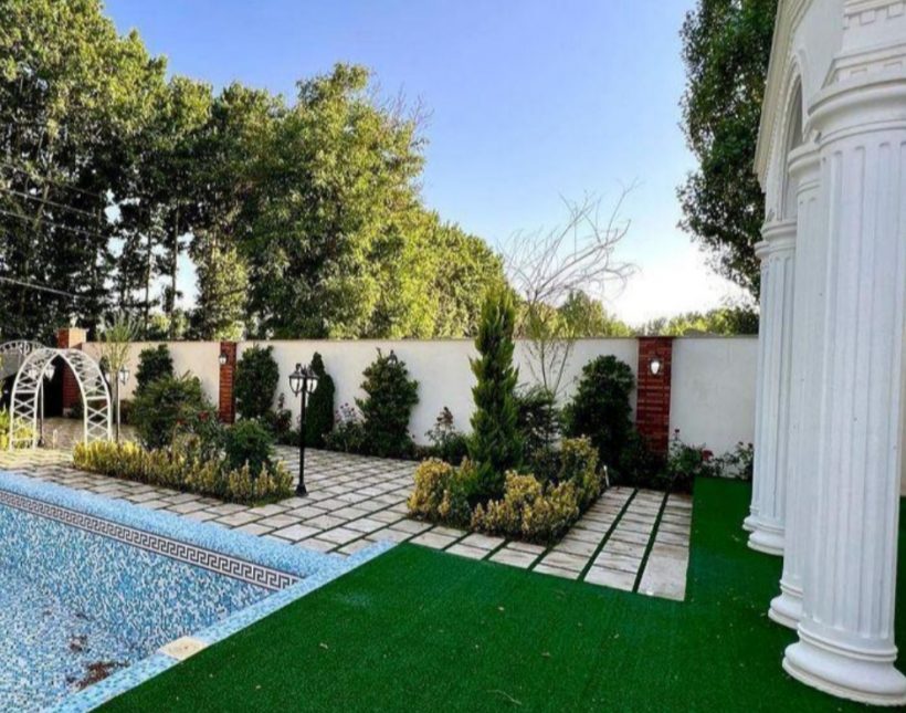 خرید ویلا نما رومی استخر دار 300 متری پلاک 1 جنگل | ۳۰۰ متر
