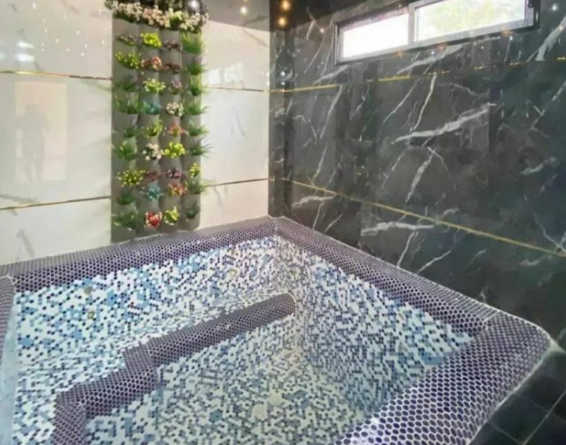 خرید ویلا نیم دوبلکس300 متری با استخر و جکوزی شهرکی | ۳۰۰ متر