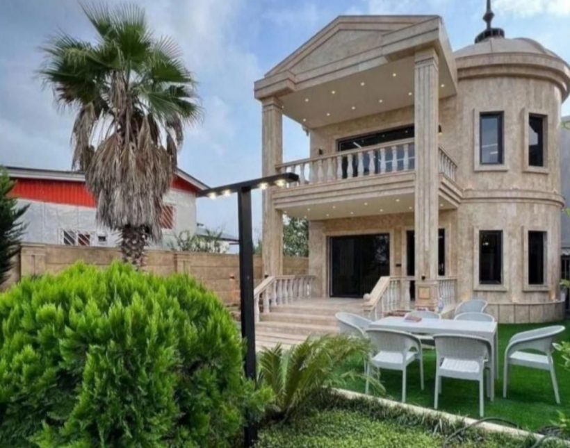 خرید ویلا در شمال 300 متری استخر دار شهرک برند با سند | ۳۰۰ متر