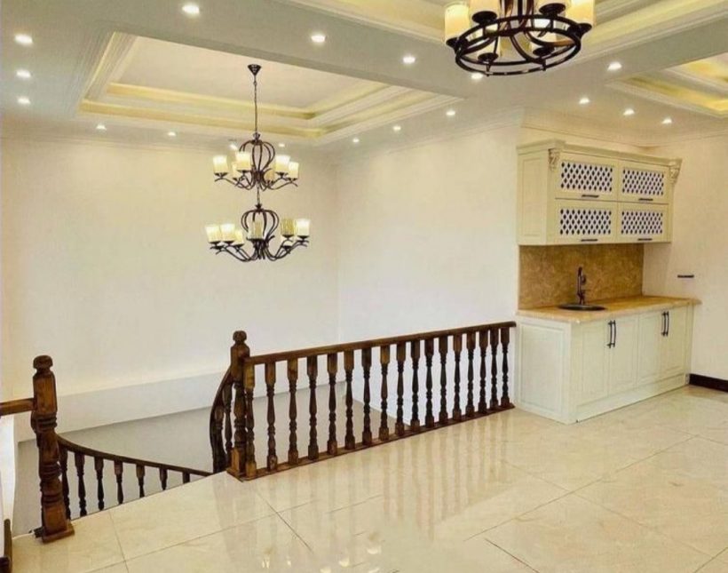خرید کاخ ویلا نما سنگ 350 متری استخر دار دامنه جنگل | ۳۵۰ متر