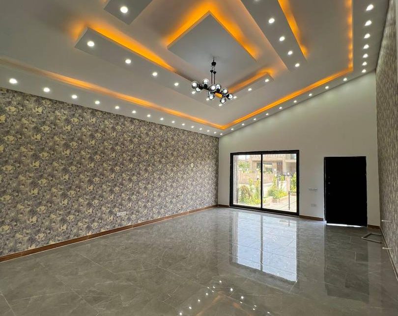 خرید ویلای 350 متری مدرن شهرکی در چمستان | ۳۵۰ متر