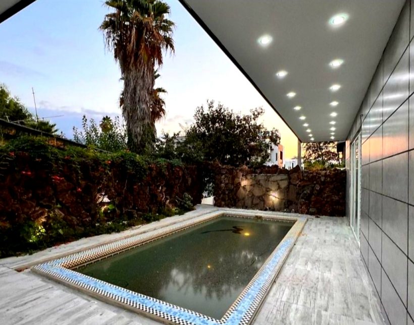 خرید ویلا باغ استخر دار 450 متری با روفگاردن شهرکی جنگلی نور | ۴۵۰ متر