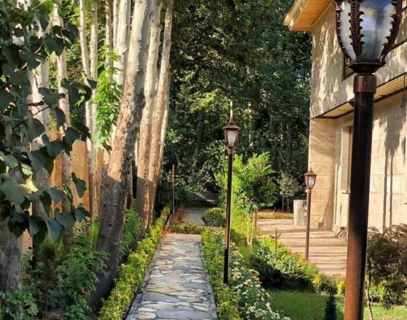 ویلا باغ مشجر 500 متری استخر دار شهرک برند و جنگلی | ۵۰۰ متر