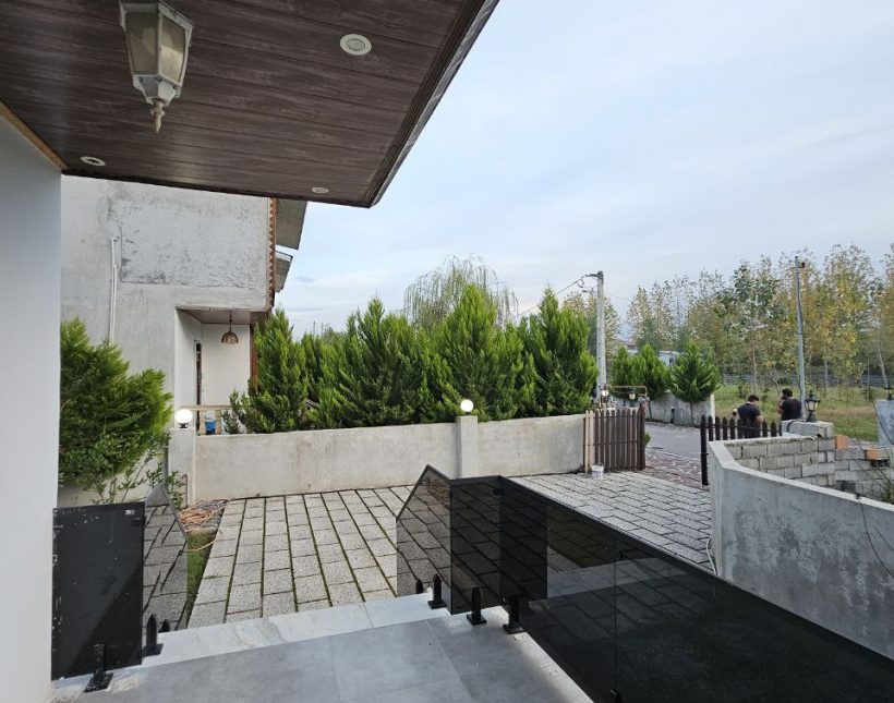 ویلا نوساز‌ مدرن‌ حیاط‌ سازی‌ شیک 6 دانگ‌ عرصه‌ اعیان | ۳۳۰ متر