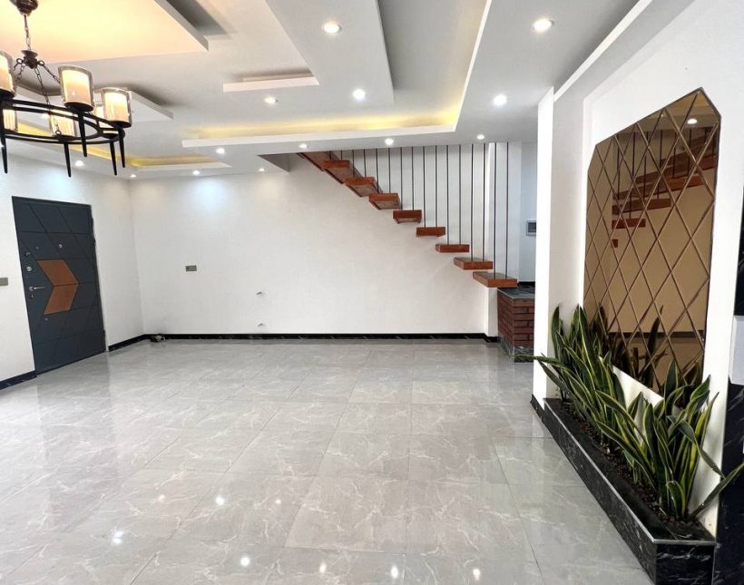 خرید ویلا دوبلکس مدرن 300 متری 4 خواب استخردار در چمستان | 300 متر