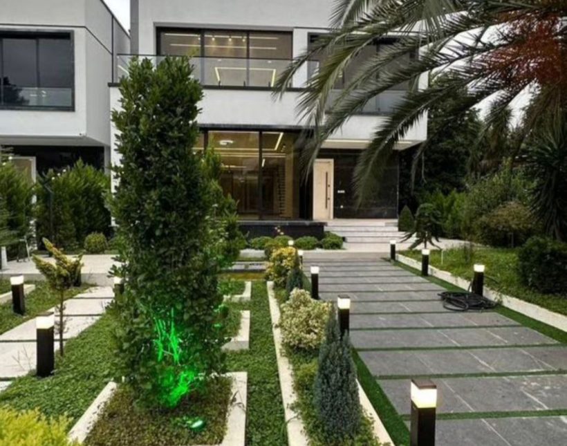 خرید ویلا باغ هوشمند سیسنگان 300 متری سند دار استخر کامل | 300 متر