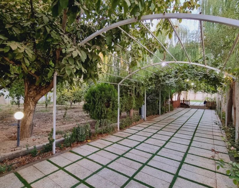 ویلا باغ 500 متری استخر دار و فول فرنیش در نور | ۵۰۰ متر