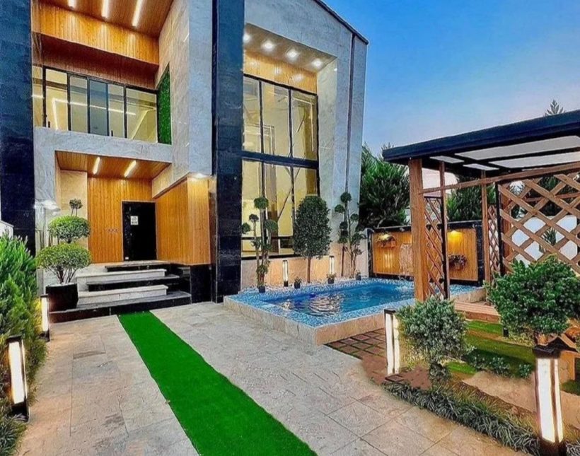 خرید ویلا دوبلکس مدرن استخردار شهرکی در منطقه برند امیرآباد | ۲۵۰ متر