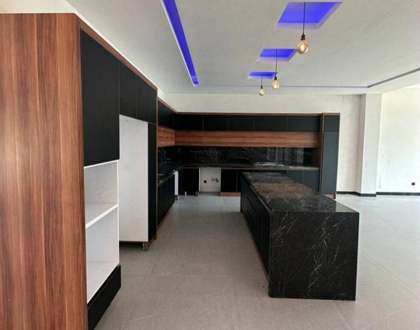 خرید ویلا دوبلکس نما مدرن با استخر و روف منطقه برند نور | ۴۰۰ متر