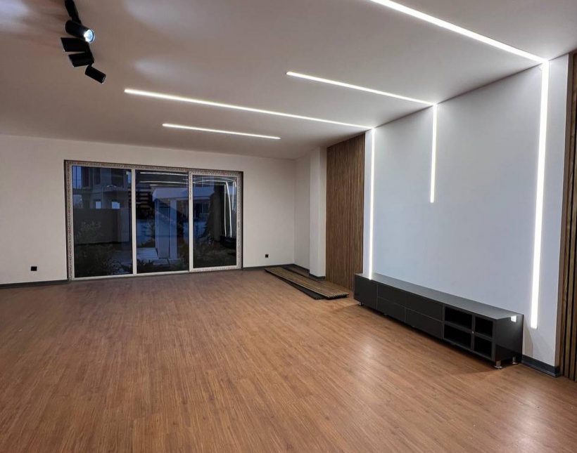 خرید ویلا دوبلکس مدرن 300 متری استخر داخلی و روف | 300 متر