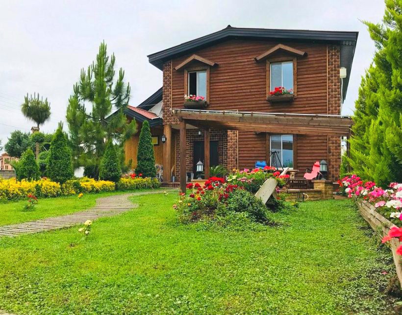 ویلا باغ نما چوبی سند دار و فول فرنیش چمستان | 500 متر