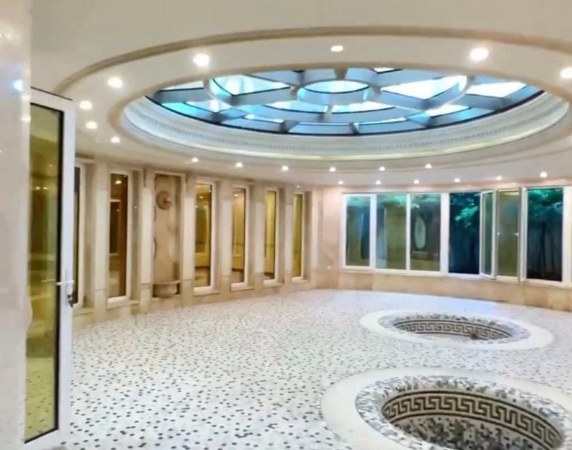 عمارت ساحلی 2000 متر 6 خواب استخردار نوشهر | ۲۰۰۰ متر